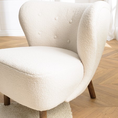 Fauteuil avec pieds en bois en tissu bouclette écru - GASTON