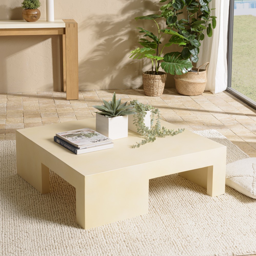 Table basse GREGOIRE en béton beige 95x95cm Table basse GREGOIRE en béton beige 95x95cm