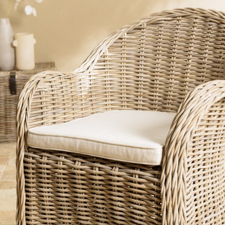 KALLY Kubu Armchair with White Seat Cushion