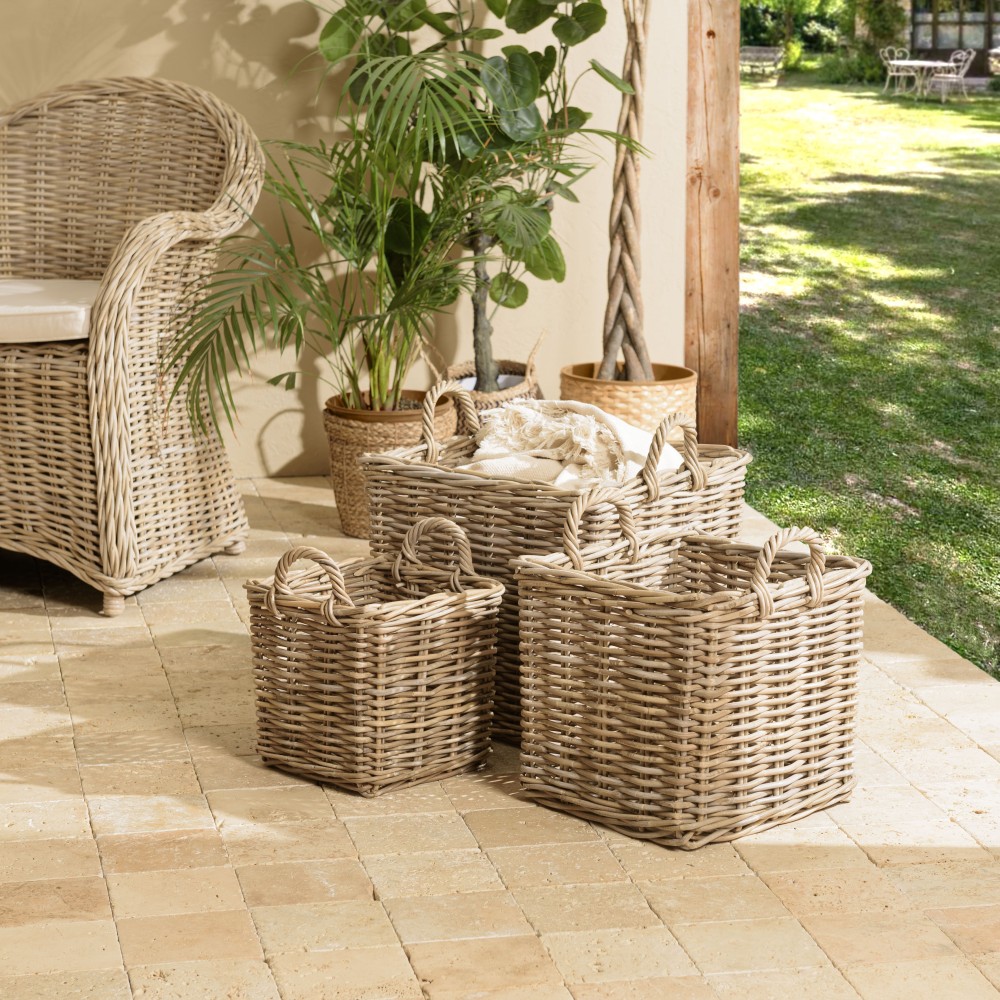 Set de 3 paniers de rangement carrés en kubu naturel KALLY Set de 3 paniers de rangement carrés en kubu naturel KALLY