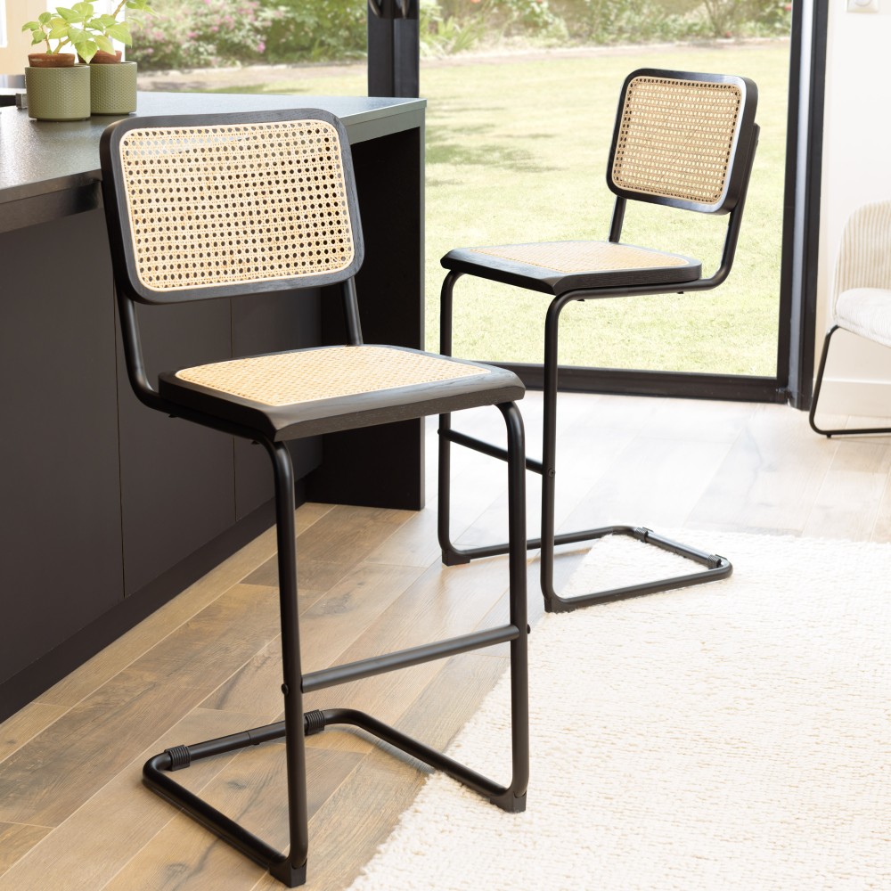 Lot de 2 tabourets d'îlot bois noir/rotin naturel Lot de 2 tabourets d'îlot bois noir/rotin naturel