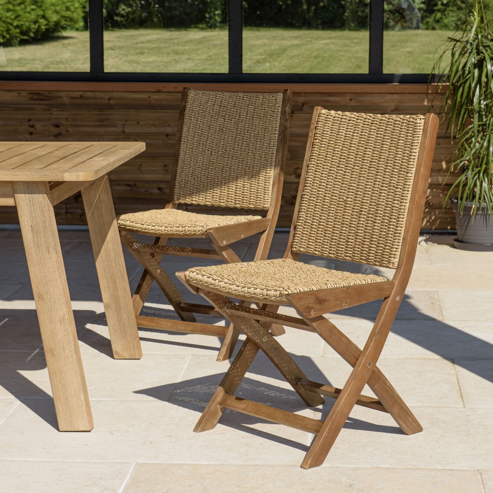 VICTOIRE Set of 2 Folding Chairs in Oiled Acacia and Synthetic Rattan VICTOIRE Set of 2 Folding Chairs in Oiled Acacia and Synthetic Rattan