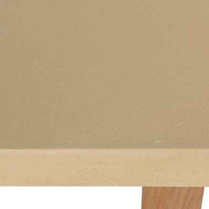 DAK - Table basse rect. 120x70cm en béton beige pieds croisés en teck