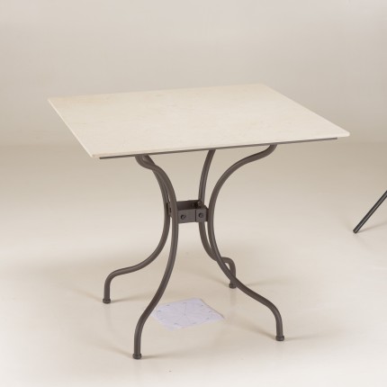 SECONDE MAIN - Table à manger carré de jardin en céramique et acier