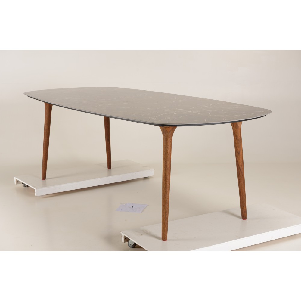 SECONDE MAIN- Table à manger 240x90 cm de jardin en céramique et acier SECONDE MAIN- Table à manger 240x90 cm de jardin en céramique et acier