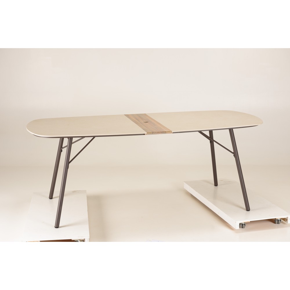 SECONDE MAIN- Table à manger 240x90 cm de jardin en céramique et acier SECONDE MAIN- Table à manger 240x90 cm de jardin en céramique et acier