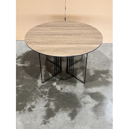SECONDE MAIN - Table basse biseautée D70cm pieds graphiques métal noir