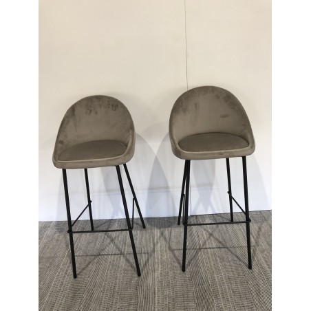 SECOND-HAND - Set of 2 camel velvet bar stools, seat height 80 cm