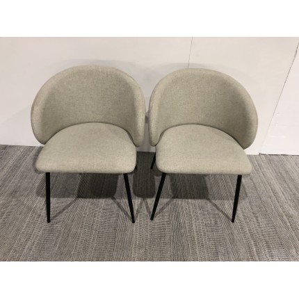 Set of 2 ecru fabric chairs | Second-Hand