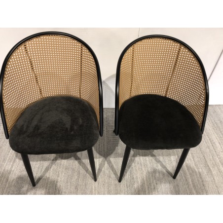 SECONDE MAIN - 2 fauteuils tissu noir dossier arrondi effet cannage