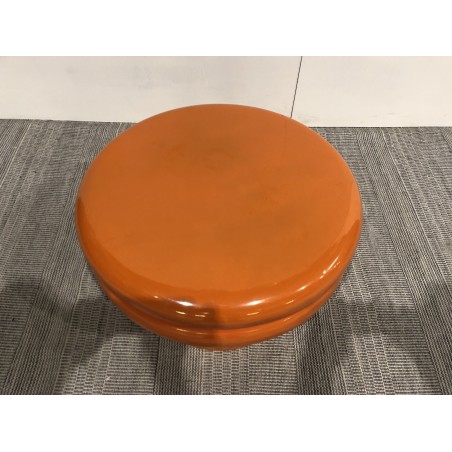 Table d'appoint design en fer couleur orange - Seconde Main