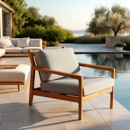 Garden armchair made from recycled teak in a natural finish