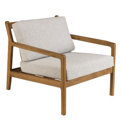 Garden armchair made from recycled teak in a natural finish