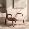Sillón de tejido beige y madera de teca reciclada | Macabane