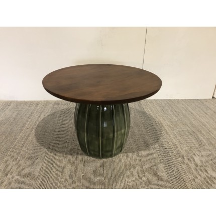 60x60 cm coffee table in mango wood with green enamel finish | Macabane Furniture