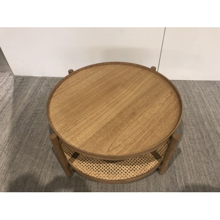 Table basse en bois 80.5cm avec tablette en rotin | Seconde Main