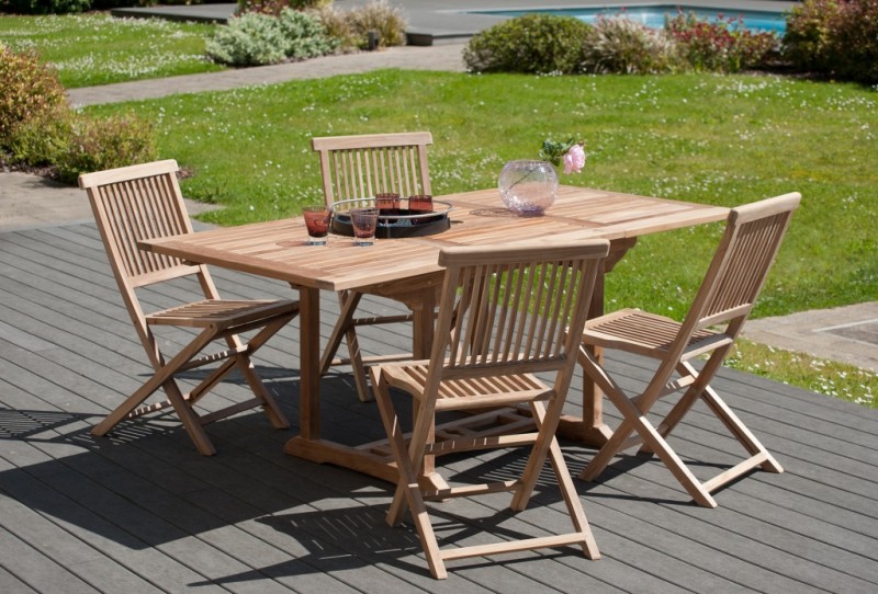 FUN Garden Table for 4/6 People - Teak Wood - 120/180 x 90 cm FUN Garden Table for 4/6 People - Teak Wood - 120/180 x 90 cm
