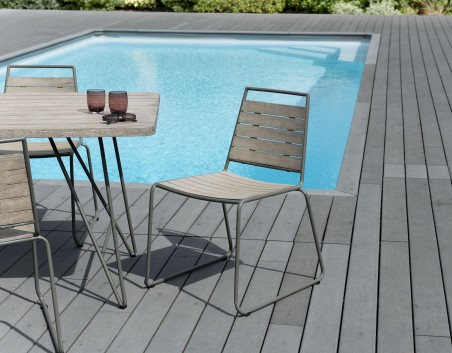 Ensemble de 2 chaises de jardin en bois Teck et métal