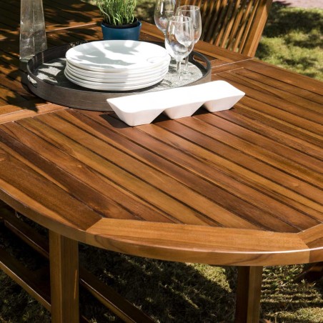Table de jardin ovale extensible en teck - MAEVA